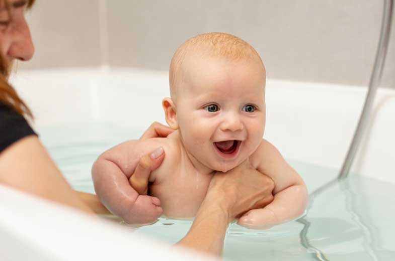 زایمان طبیعی در آب